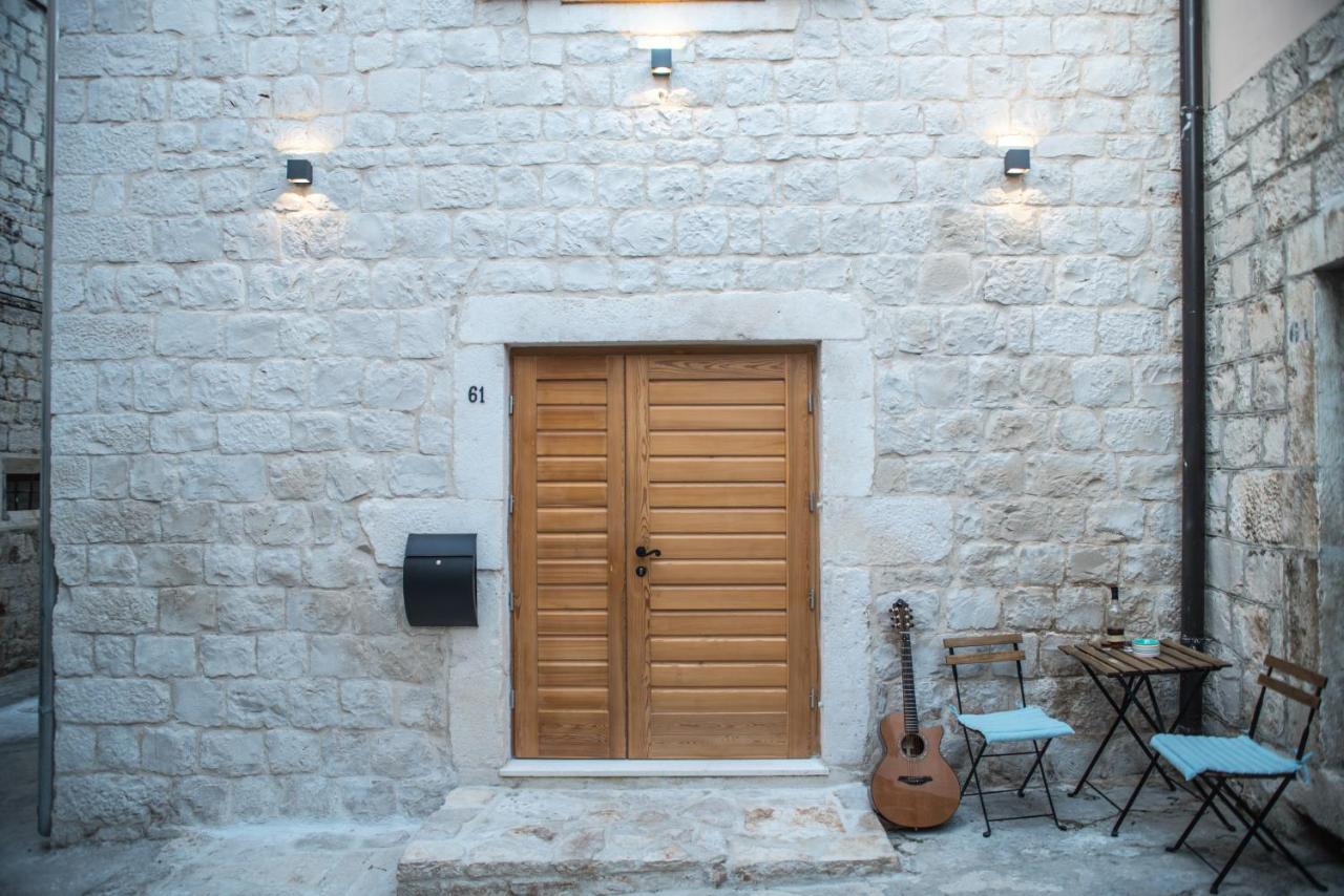 Limestone Heritage House Trogir Exteriör bild